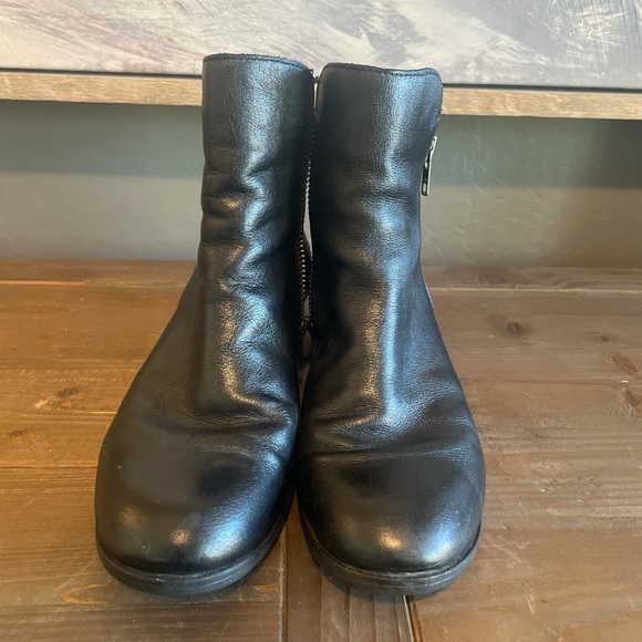 Born Boots - Picture 2 of 8